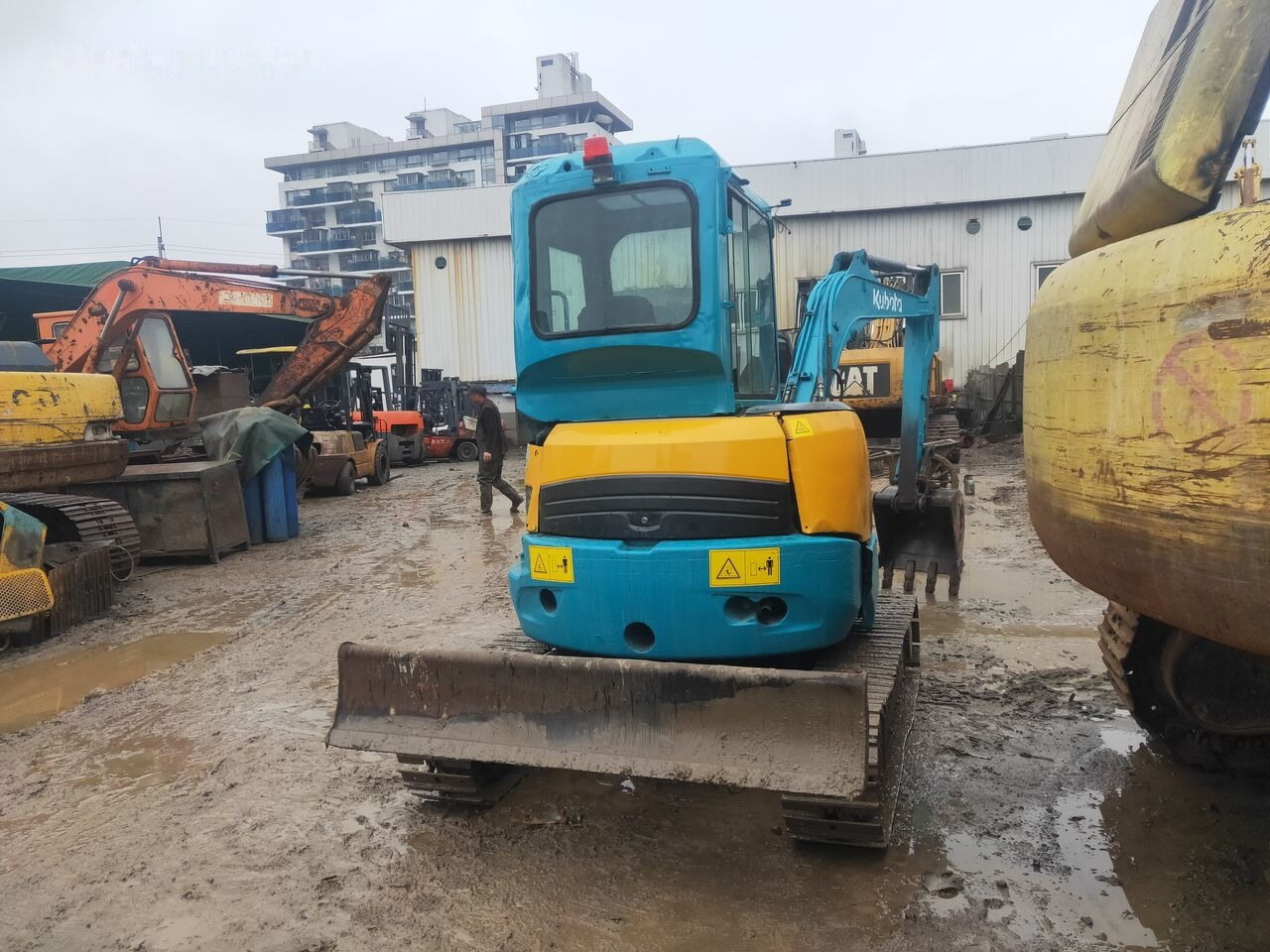 Kubota U35 - حفارة مصغرة: صور 4 Kubota U35 - حفارة مصغرة: صور 4