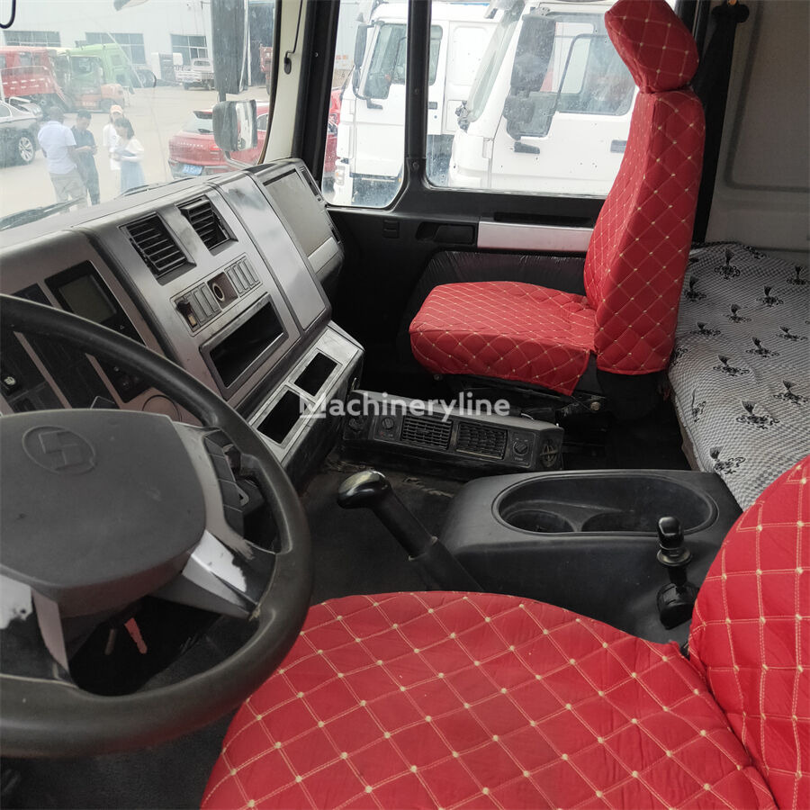 Shacman F3000 - شاحنة خلاطة خرسانة: صور 5 Shacman F3000 - شاحنة خلاطة خرسانة: صور 5
