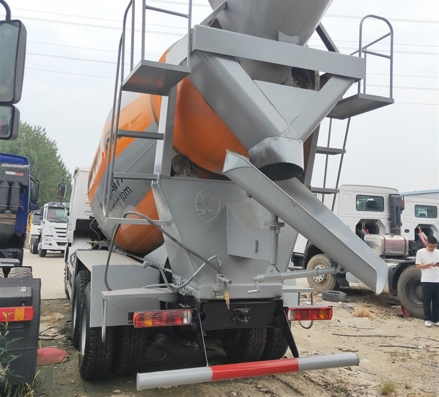 Shacman F3000 - شاحنة خلاطة خرسانة: صور 3 Shacman F3000 - شاحنة خلاطة خرسانة: صور 3