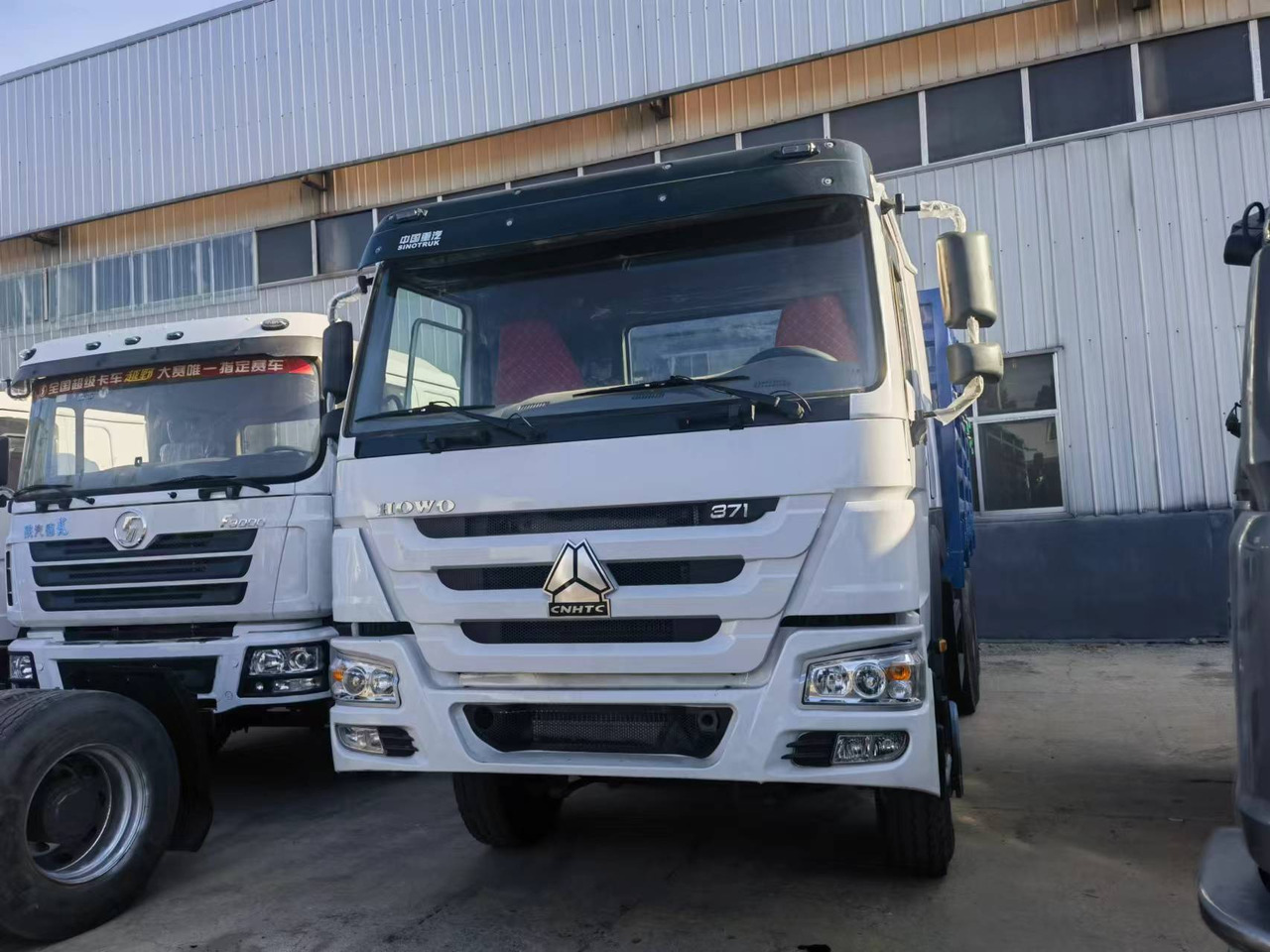 شاحنات مسطحة Sinotruk HOWO 371 6*4 Fence truck: صور 6 شاحنات مسطحة Sinotruk HOWO 371 6*4 Fence truck: صور 6