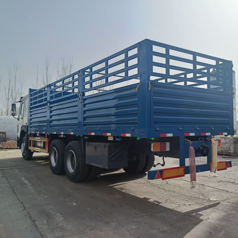 Sinotruk HOWO 371 6*4 Fence truck - شاحنات مسطحة: صور 4 Sinotruk HOWO 371 6*4 Fence truck - شاحنات مسطحة: صور 4