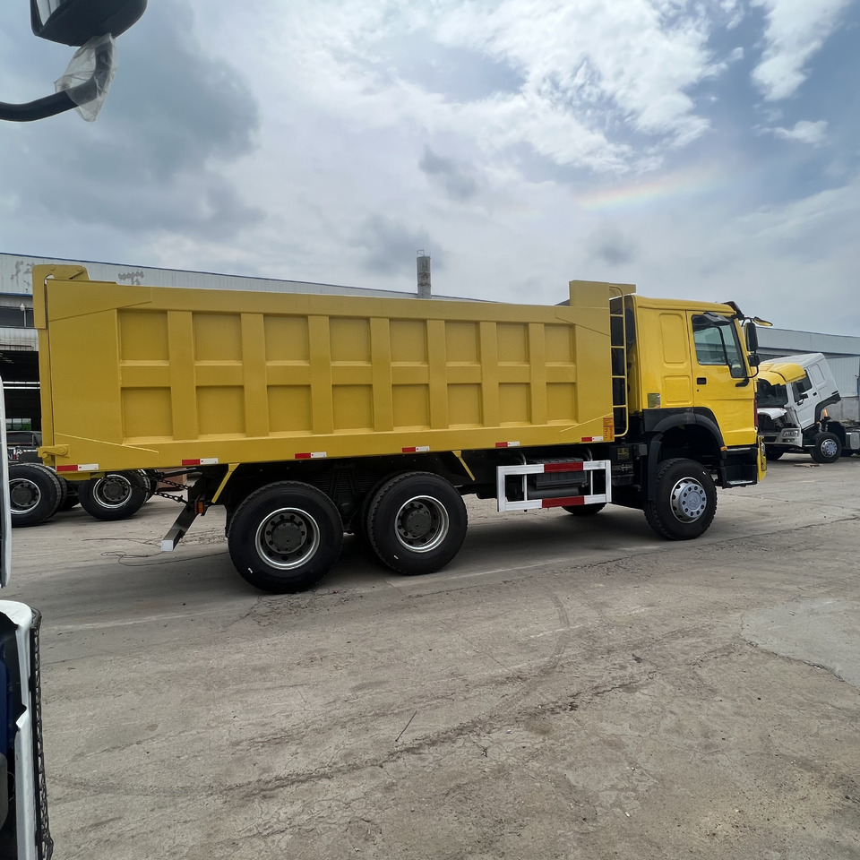 Sinotruk HOWO 371 - شاحنة قلابة صغيرة: صور 5 Sinotruk HOWO 371 - شاحنة قلابة صغيرة: صور 5