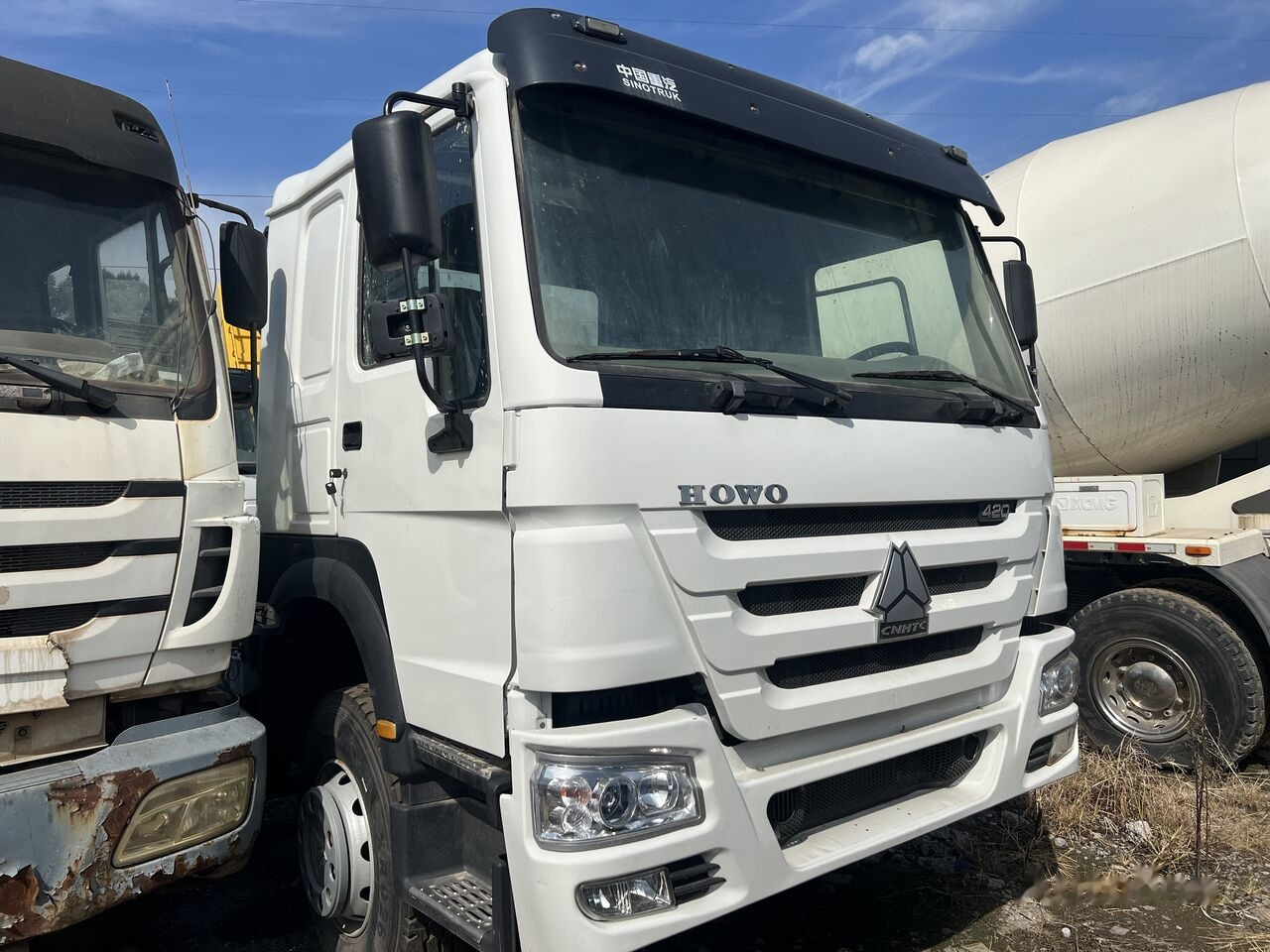 Sinotruk HOWO 420HP 6X4 Tractor - شاحنة جرار: صور 3 Sinotruk HOWO 420HP 6X4 Tractor - شاحنة جرار: صور 3