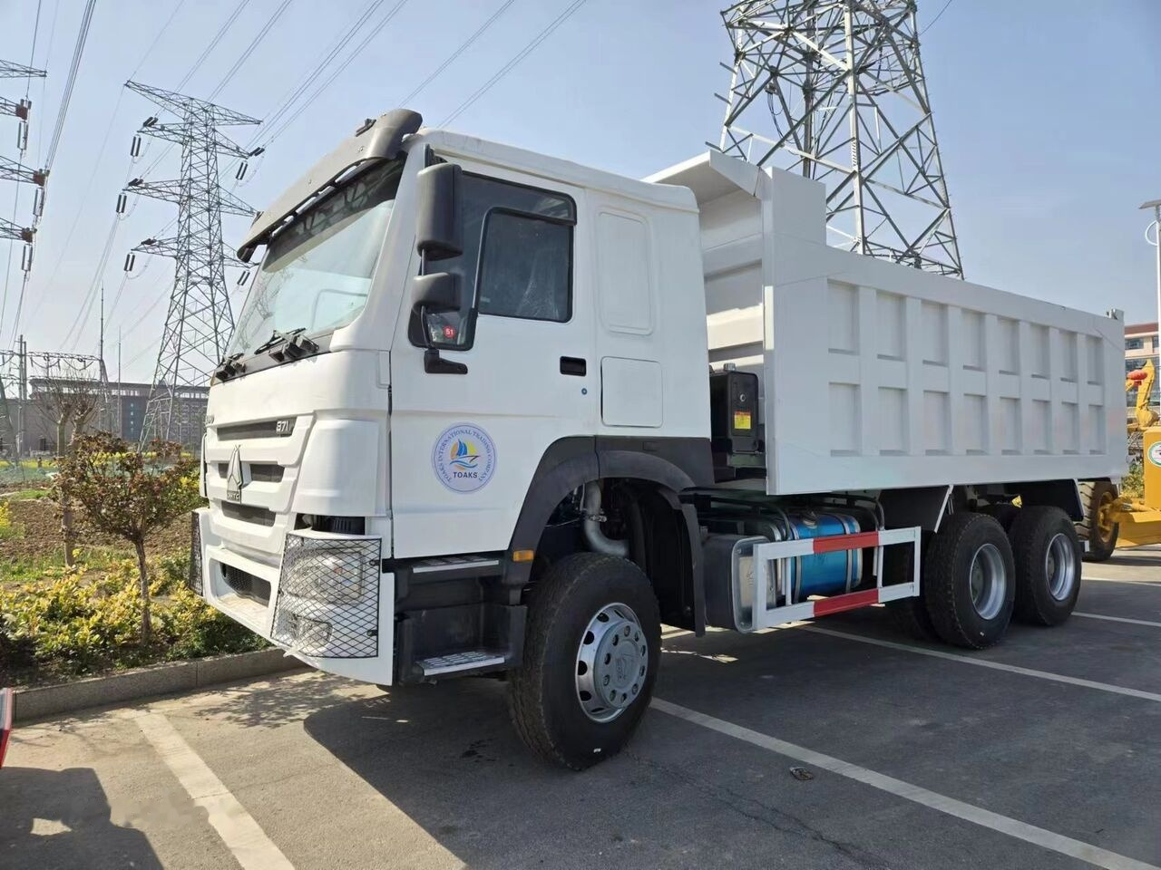 Sinotruk HOWO 6*4 Dump truck - قلابات: صور 1 Sinotruk HOWO 6*4 Dump truck - قلابات: صور 1