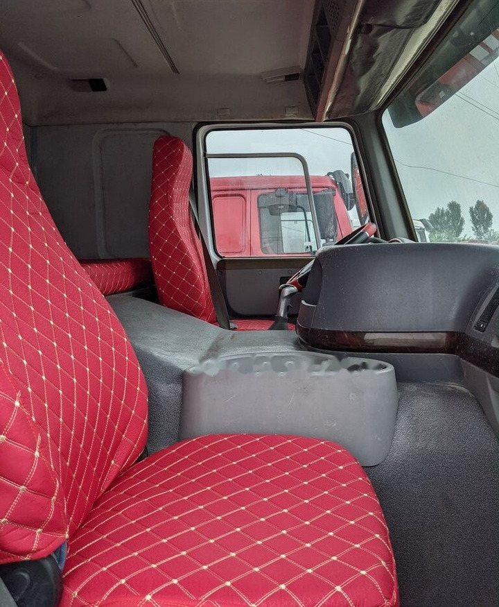 Sinotruk HOWO 8*4 Fence Truck - شاحنات مسطحة: صور 5 Sinotruk HOWO 8*4 Fence Truck - شاحنات مسطحة: صور 5