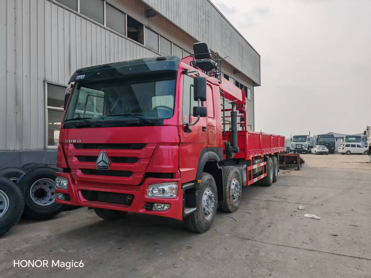 Sinotruk HOWO 8*4 Mobile crane - موبايل كرين: صور 1 Sinotruk HOWO 8*4 Mobile crane - موبايل كرين: صور 1