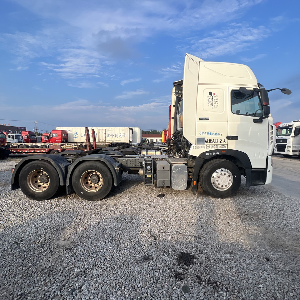 Sinotruk HOWO T7H480 Tractor - شاحنة قلابة صغيرة: صور 2 Sinotruk HOWO T7H480 Tractor - شاحنة قلابة صغيرة: صور 2