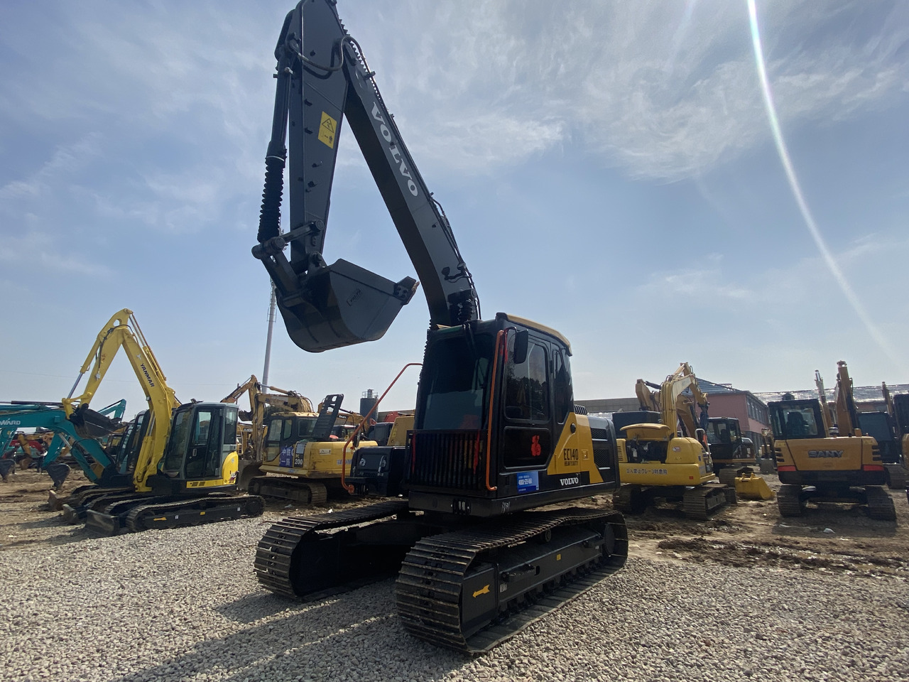 VOLVO EC140 - حفارة: صور 2 VOLVO EC140 - حفارة: صور 2