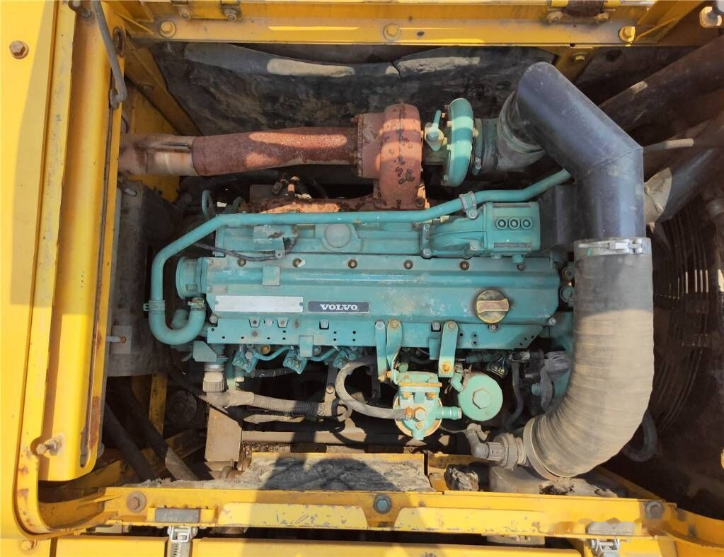 Volvo EC 210 B LC - حفارات زحافة: صور 5 Volvo EC 210 B LC - حفارات زحافة: صور 5