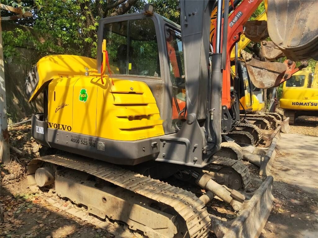 Volvo EC 60 C - حفارات زحافة: صور 1 Volvo EC 60 C - حفارات زحافة: صور 1