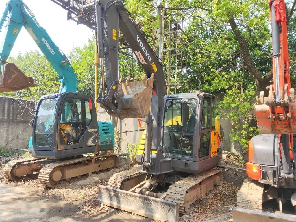 Volvo EC 60 C - حفارات زحافة: صور 3 Volvo EC 60 C - حفارات زحافة: صور 3