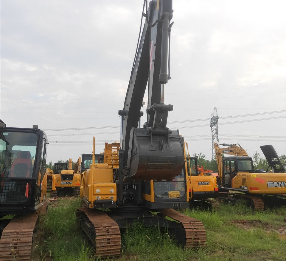 Volvo EC140BL - حفارات زحافة: صور 5 Volvo EC140BL - حفارات زحافة: صور 5