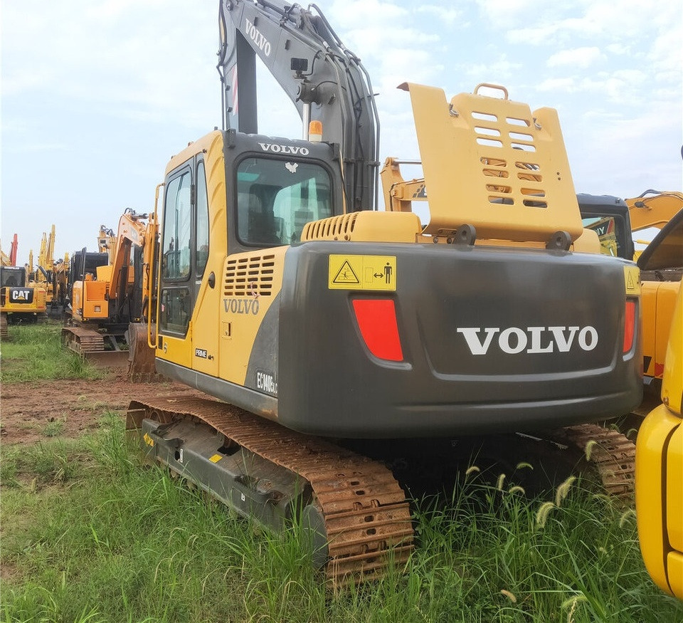 Volvo EC140BL - حفارات زحافة: صور 3 Volvo EC140BL - حفارات زحافة: صور 3
