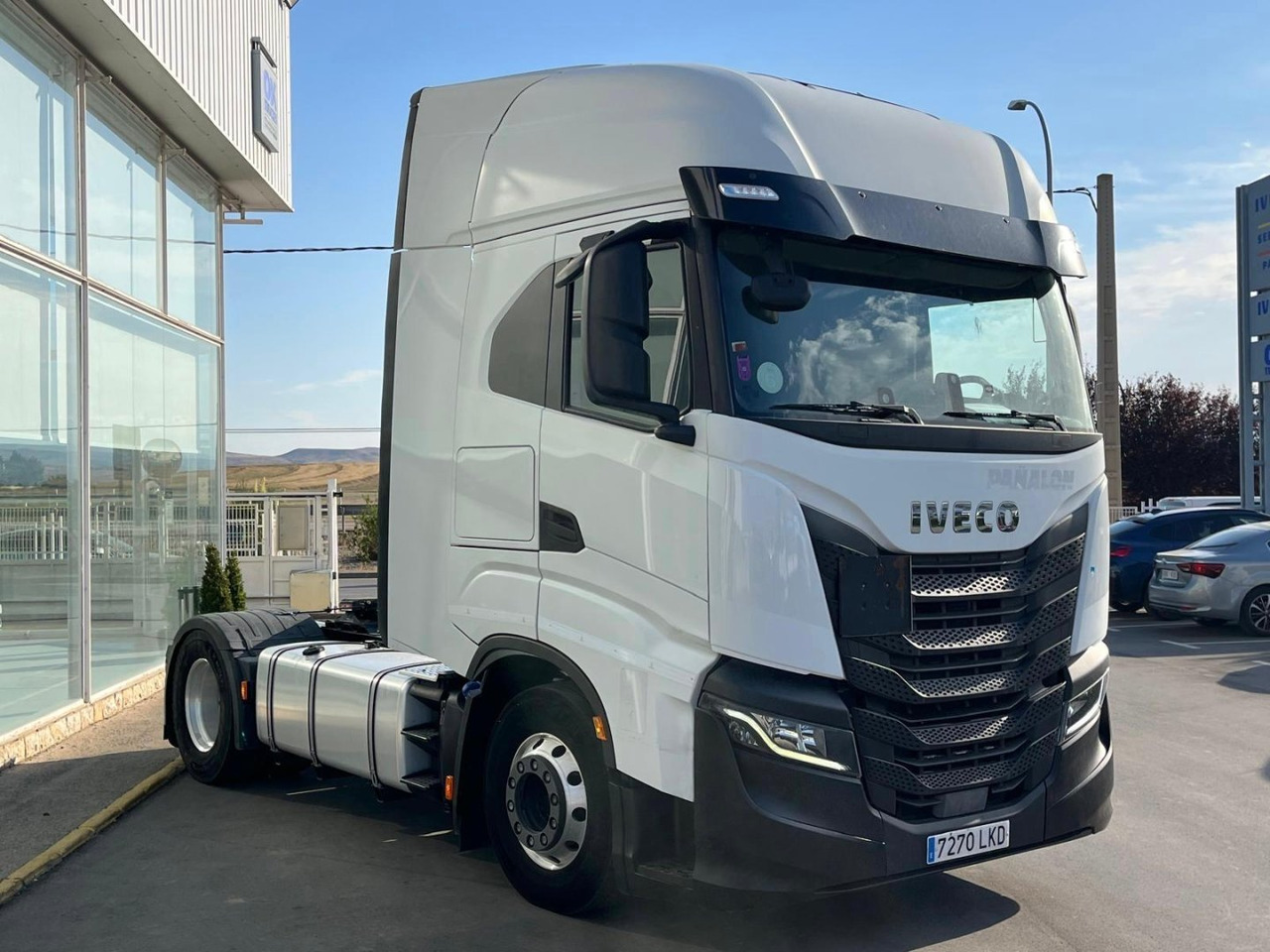 Cabeza Tractora IVECO 460 AUTOMATICO CON INTARDER - شاحنة جرار: صور 3 Cabeza Tractora IVECO 460 AUTOMATICO CON INTARDER - شاحنة جرار: صور 3