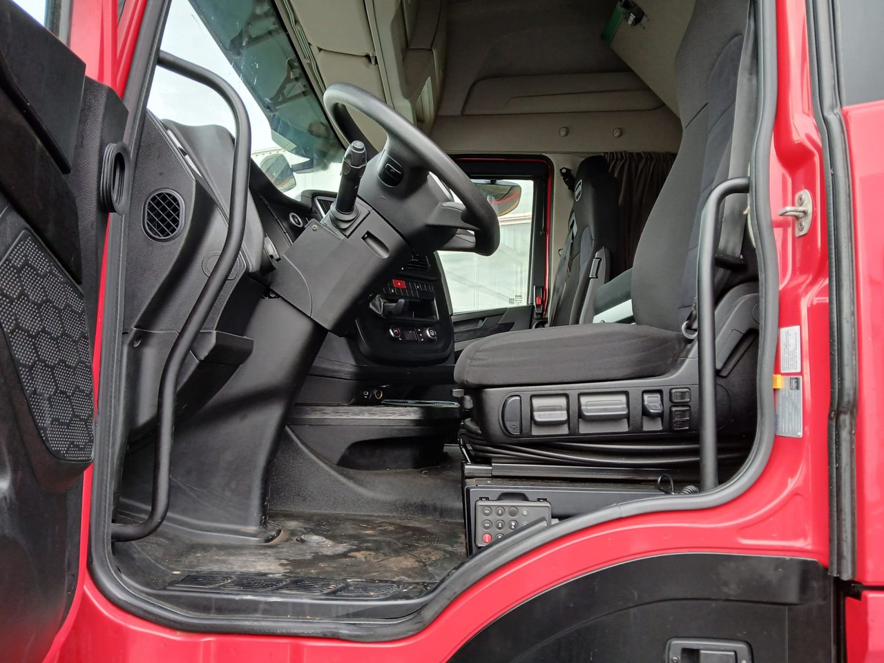 شاحنة جرار Cabeza Tractora IVECO 460 AUTOMATICO CON INTARDER: صور 7