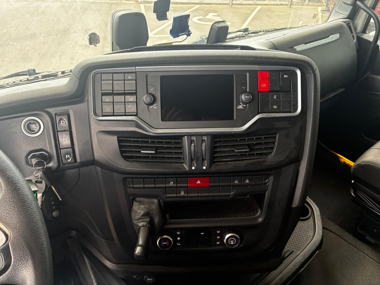 شاحنة جرار Cabeza Tractora IVECO 460 AUTOMATICO  INTARDER ADR: صور 11