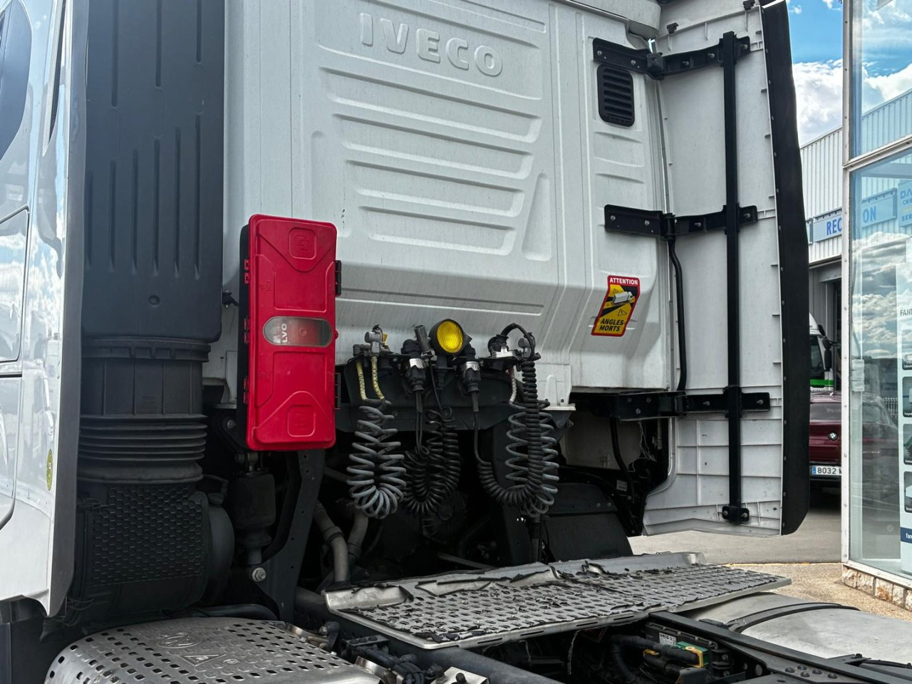 شاحنة جرار Cabeza Tractora IVECO 460 AUTOMATICO  INTARDER ADR: صور 8