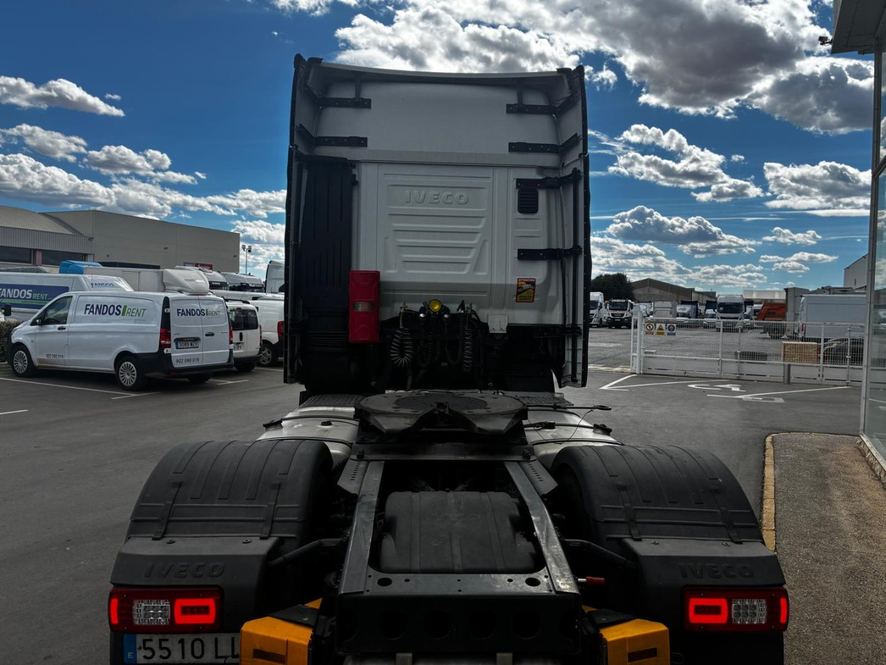 شاحنة جرار Cabeza Tractora IVECO 460 AUTOMATICO  INTARDER ADR: صور 7