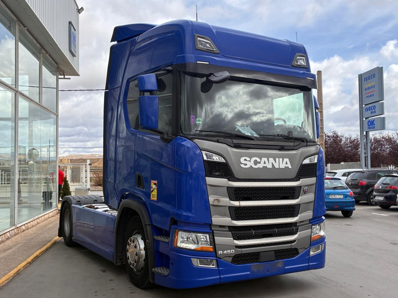 Cabeza Tractora Scania R450 AUTOMATICO-INTARDER - شاحنة جرار: صور 3 Cabeza Tractora Scania R450 AUTOMATICO-INTARDER - شاحنة جرار: صور 3