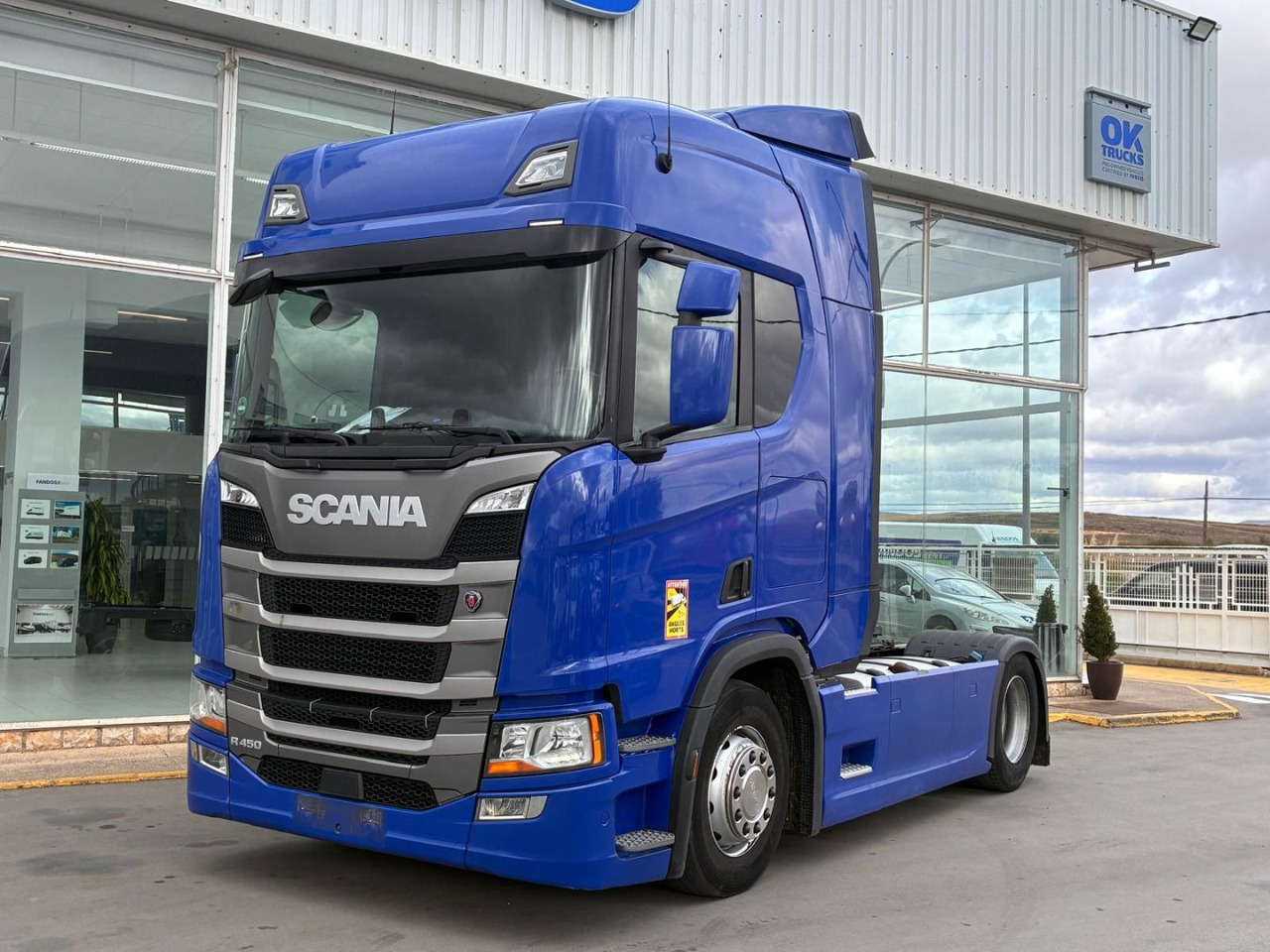 Cabeza Tractora Scania R450 AUTOMATICO-INTARDER - شاحنة جرار: صور 1 Cabeza Tractora Scania R450 AUTOMATICO-INTARDER - شاحنة جرار: صور 1