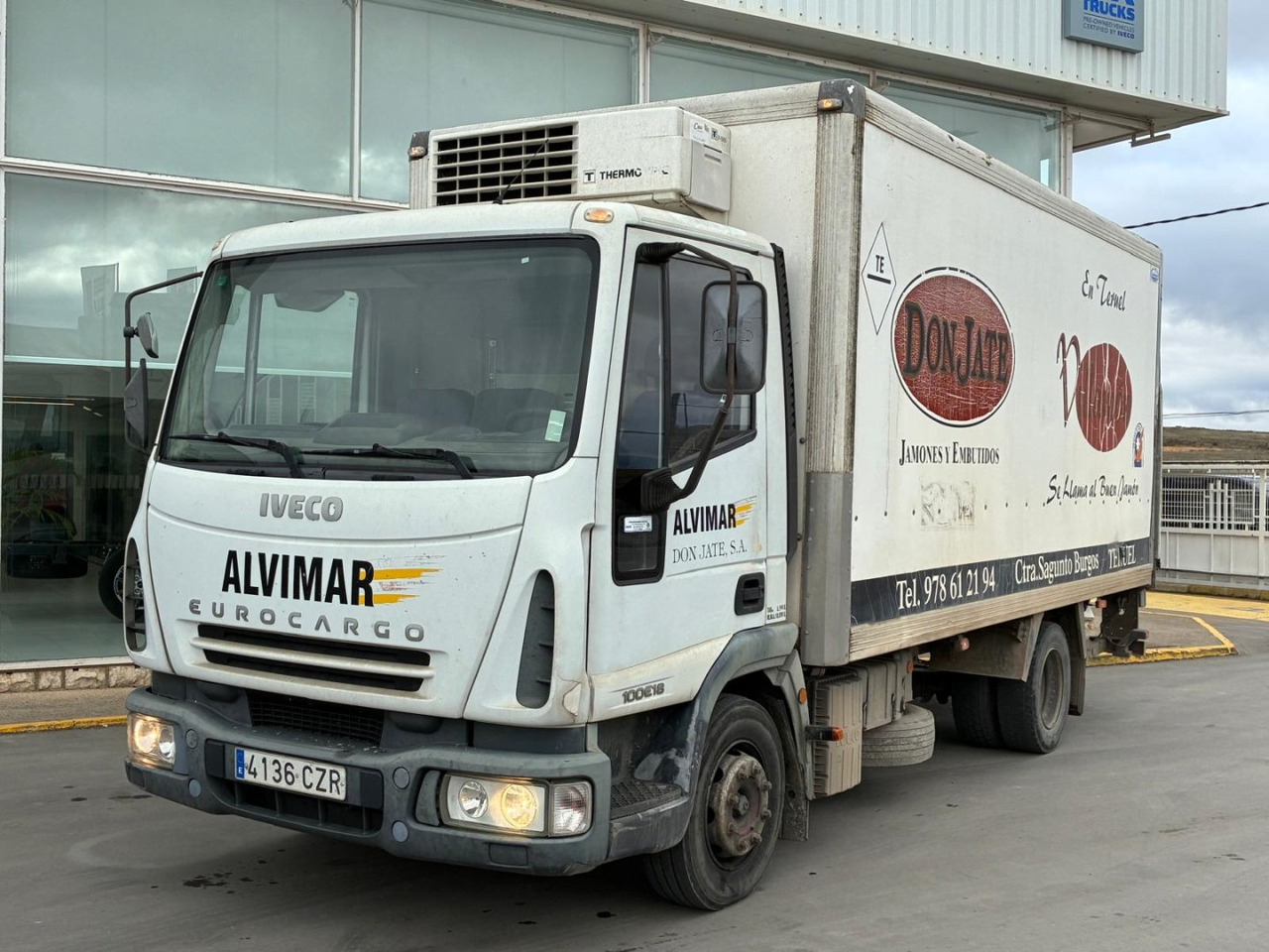 Caja cerrada IVECO Eurocargo ML 100 E18 P - مبردة شاحنة: صور 1 Caja cerrada IVECO Eurocargo ML 100 E18 P - مبردة شاحنة: صور 1