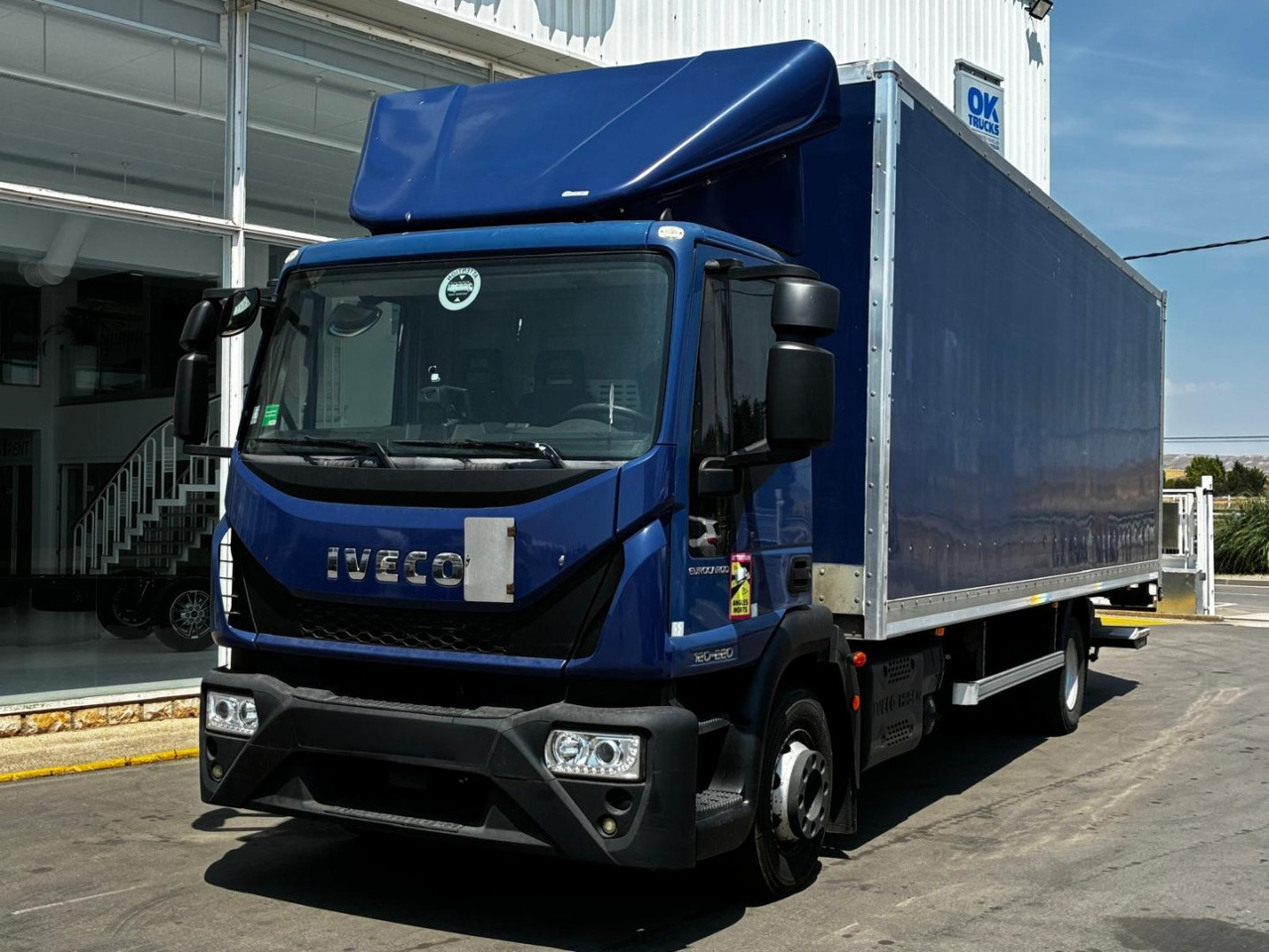 Caja cerrada IVECO Eurocargo ML 120 E22 - بصندوق مغلق شاحنة: صور 1 Caja cerrada IVECO Eurocargo ML 120 E22 - بصندوق مغلق شاحنة: صور 1