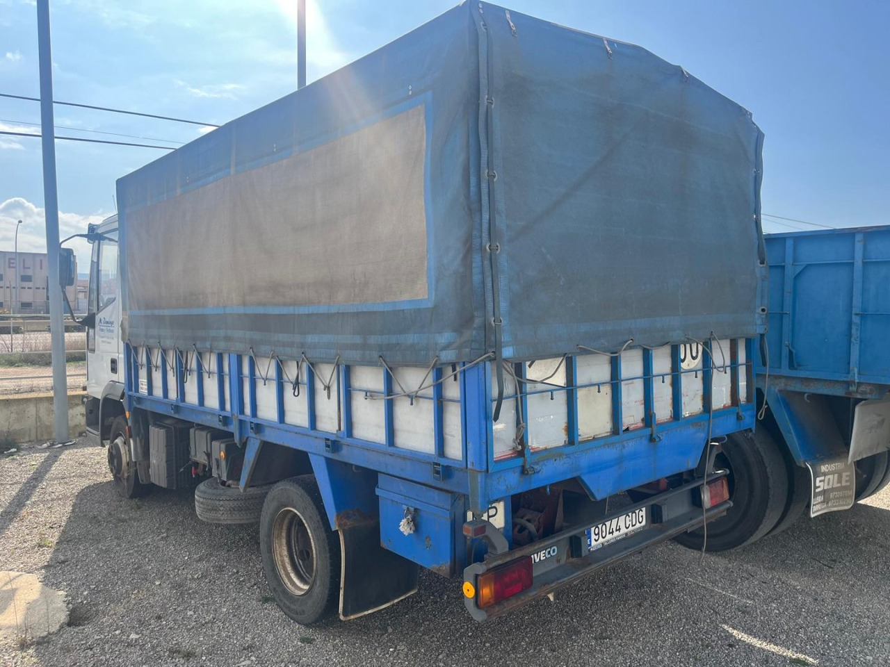 Caja cerrada IVECO Eurocargo ML80E17 - شاحنة ستارة: صور 4 Caja cerrada IVECO Eurocargo ML80E17 - شاحنة ستارة: صور 4