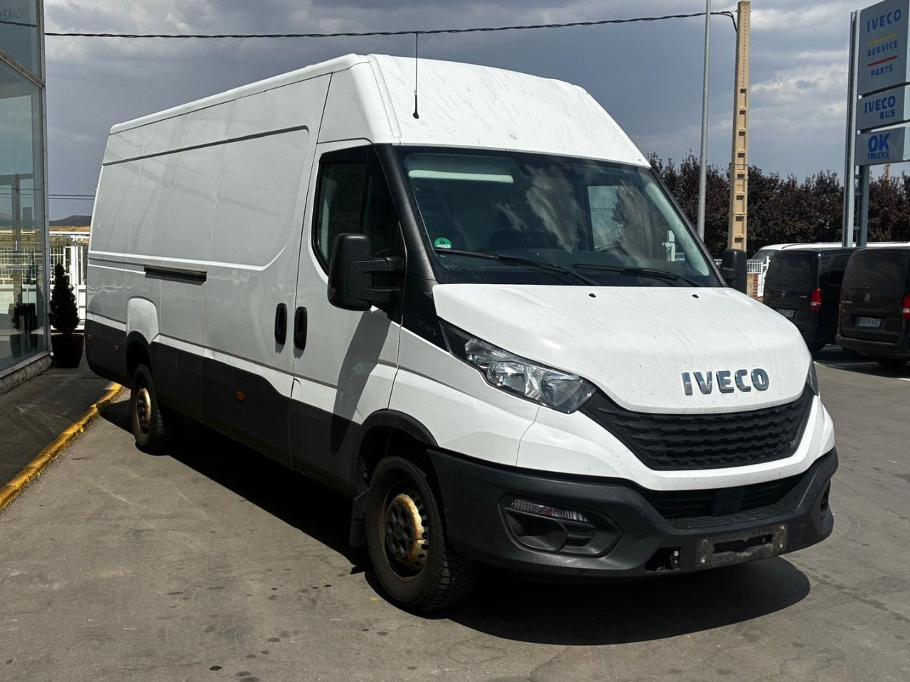 Furgón IVECO 35S14 V 16m3 - فان: صور 3 Furgón IVECO 35S14 V 16m3 - فان: صور 3