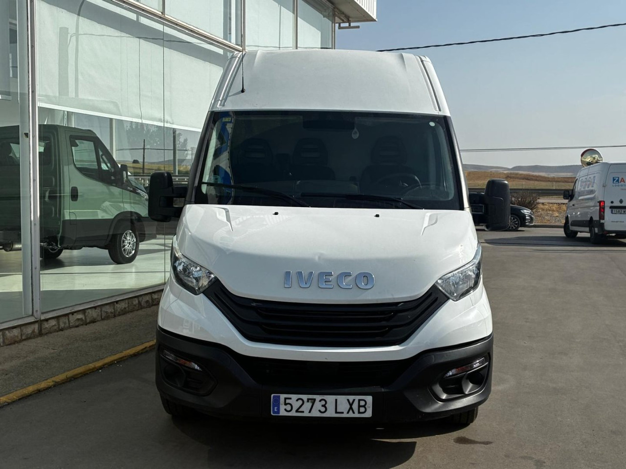 Furgón IVECO 35S16 V 12m3 - فان: صور 2 Furgón IVECO 35S16 V 12m3 - فان: صور 2