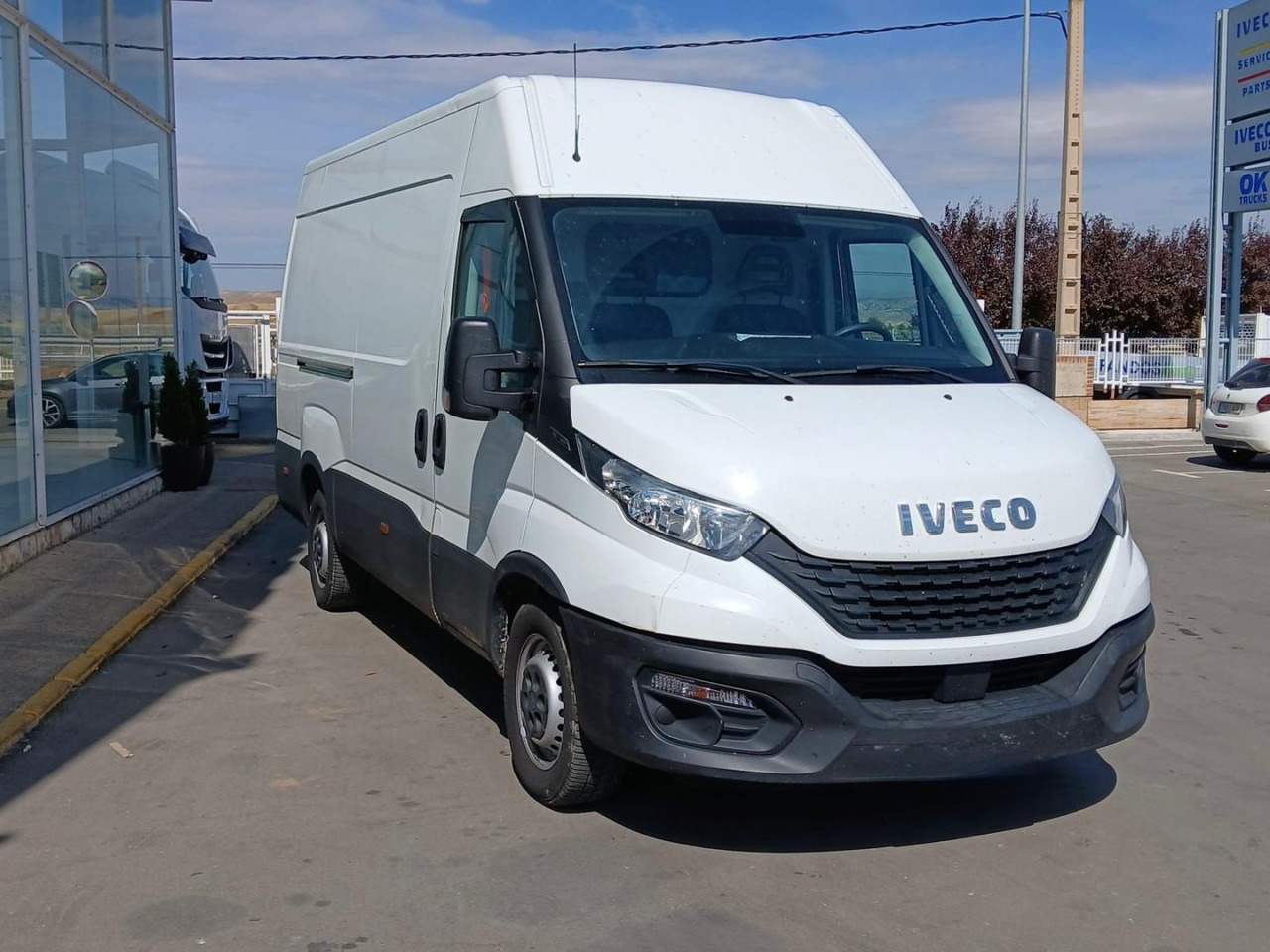Furgón IVECO 35S16 V 12m3 - فان: صور 3 Furgón IVECO 35S16 V 12m3 - فان: صور 3