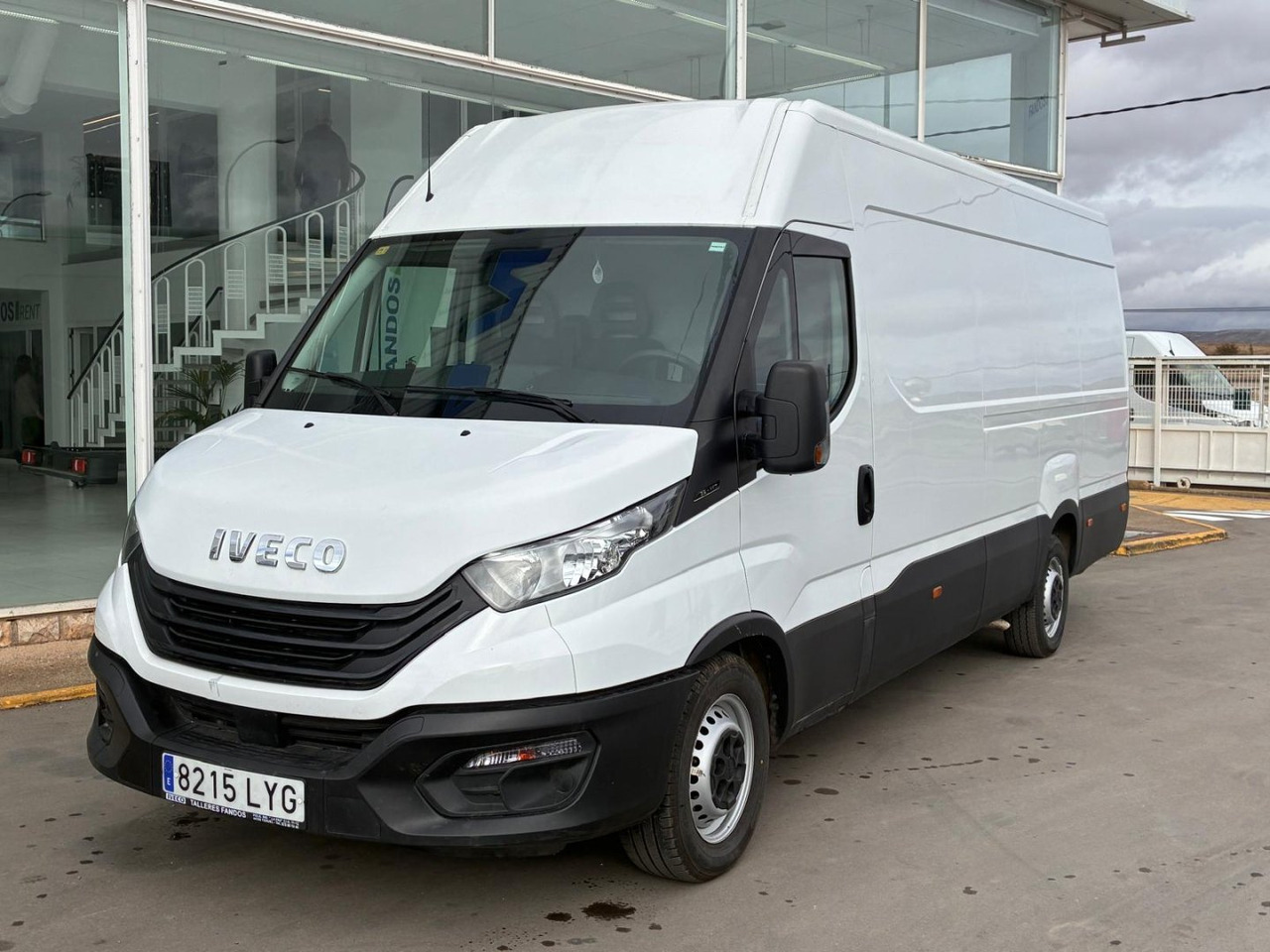 Furgón IVECO 35S16 V 16m3 - فان: صور 1 Furgón IVECO 35S16 V 16m3 - فان: صور 1