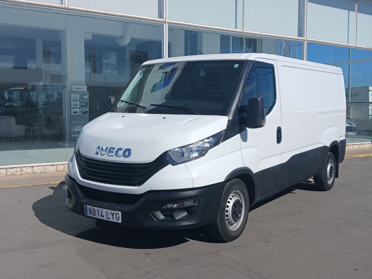 Furgón IVECO 35S16 V 9m3 - فان: صور 1 Furgón IVECO 35S16 V 9m3 - فان: صور 1