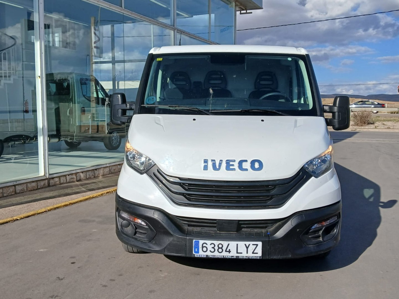 Furgón IVECO 35S16 V 9m3 - فان: صور 2 Furgón IVECO 35S16 V 9m3 - فان: صور 2