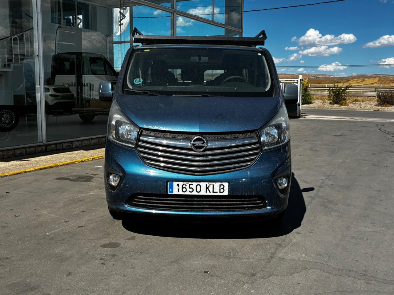 Furgón Opel Vivaro 9 Plazas - فان: صور 2 Furgón Opel Vivaro 9 Plazas - فان: صور 2