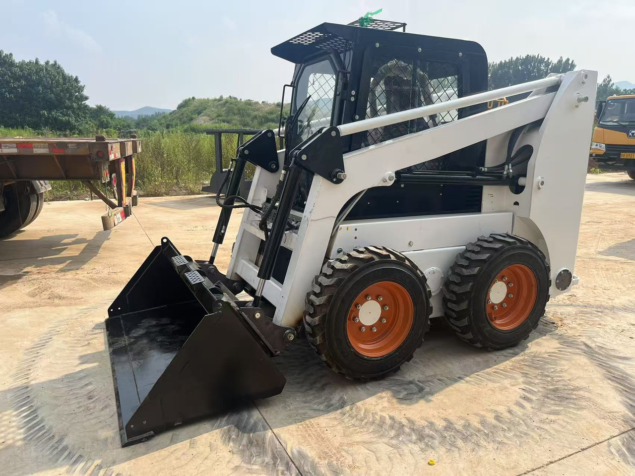BOBCAT S450 S550 S770 BRAND NEW - شيول صغير: صور 1 BOBCAT S450 S550 S770 BRAND NEW - شيول صغير: صور 1