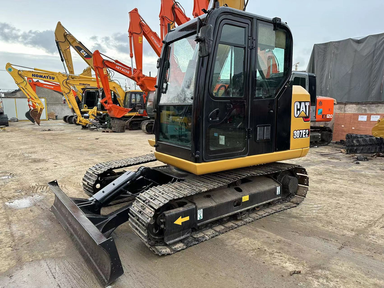 CAT 307E2 307 E2 - حفارات زحافة: صور 3 CAT 307E2 307 E2 - حفارات زحافة: صور 3