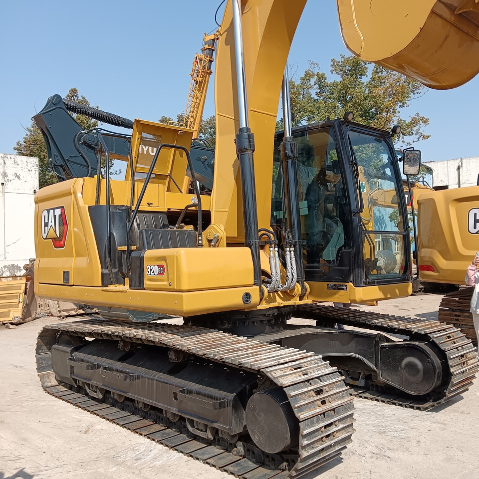 CAT 320GC 323GC 336GC - حفارات زحافة: صور 2 CAT 320GC 323GC 336GC - حفارات زحافة: صور 2