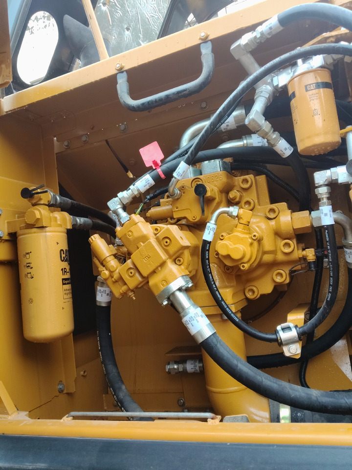 CAT 336D 336D2 336D2L - حفارات زحافة: صور 4 CAT 336D 336D2 336D2L - حفارات زحافة: صور 4