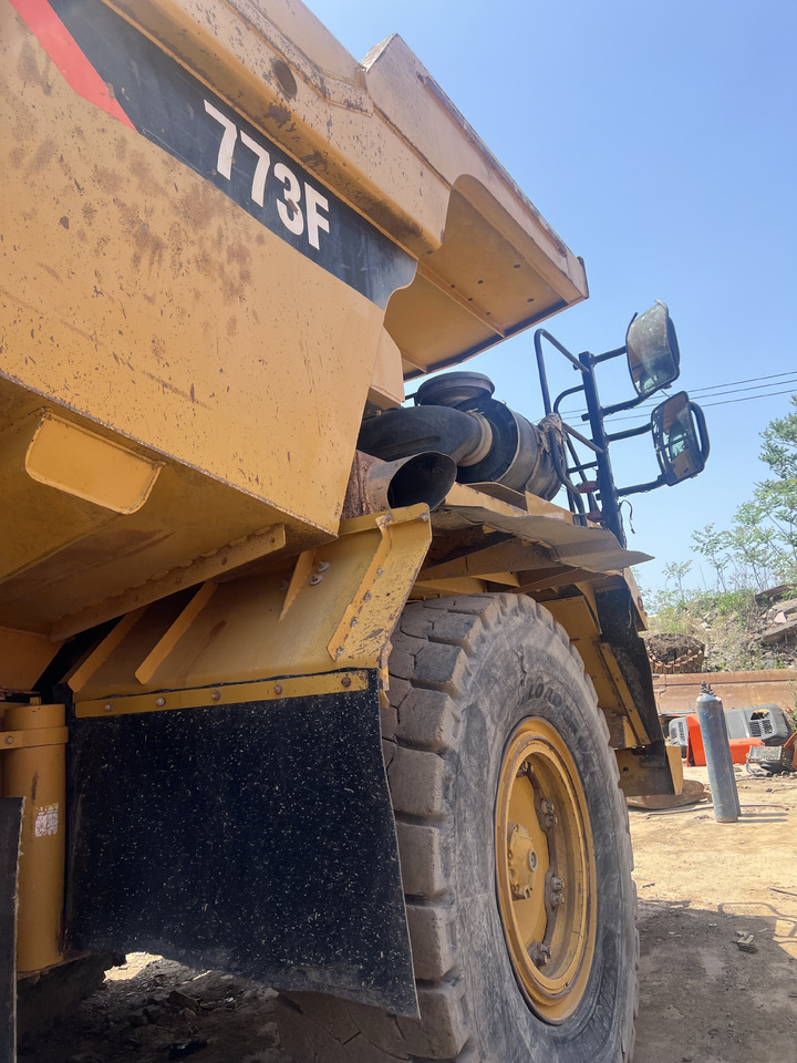 CAT 773F 45 TON ROCK TRUCK - شاحنة قلابة للمحاجر: صور 4 CAT 773F 45 TON ROCK TRUCK - شاحنة قلابة للمحاجر: صور 4