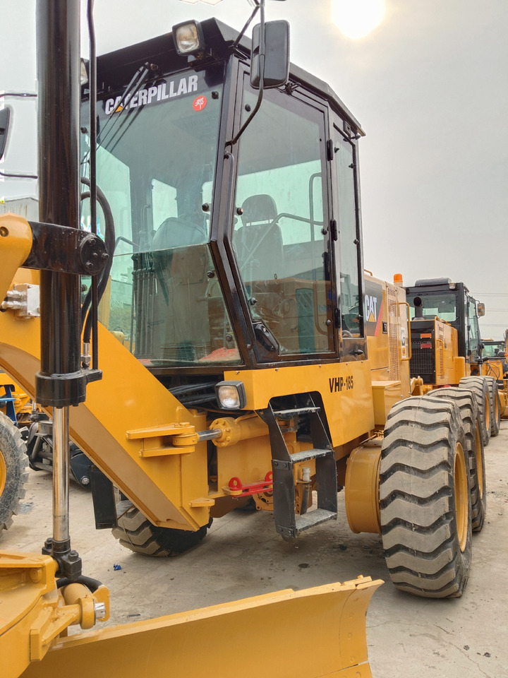 CATERPILLAR 140G CAT 140H 140K - آلة تسوية الأرض: صور 4 CATERPILLAR 140G CAT 140H 140K - آلة تسوية الأرض: صور 4