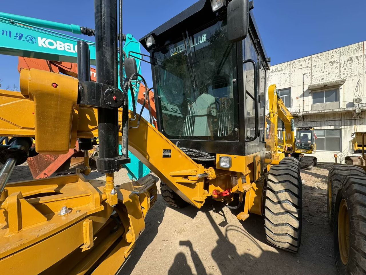 CATERPILLAR 140K CAT 140 K 140G 140H - آلة تسوية الأرض: صور 4 CATERPILLAR 140K CAT 140 K 140G 140H - آلة تسوية الأرض: صور 4