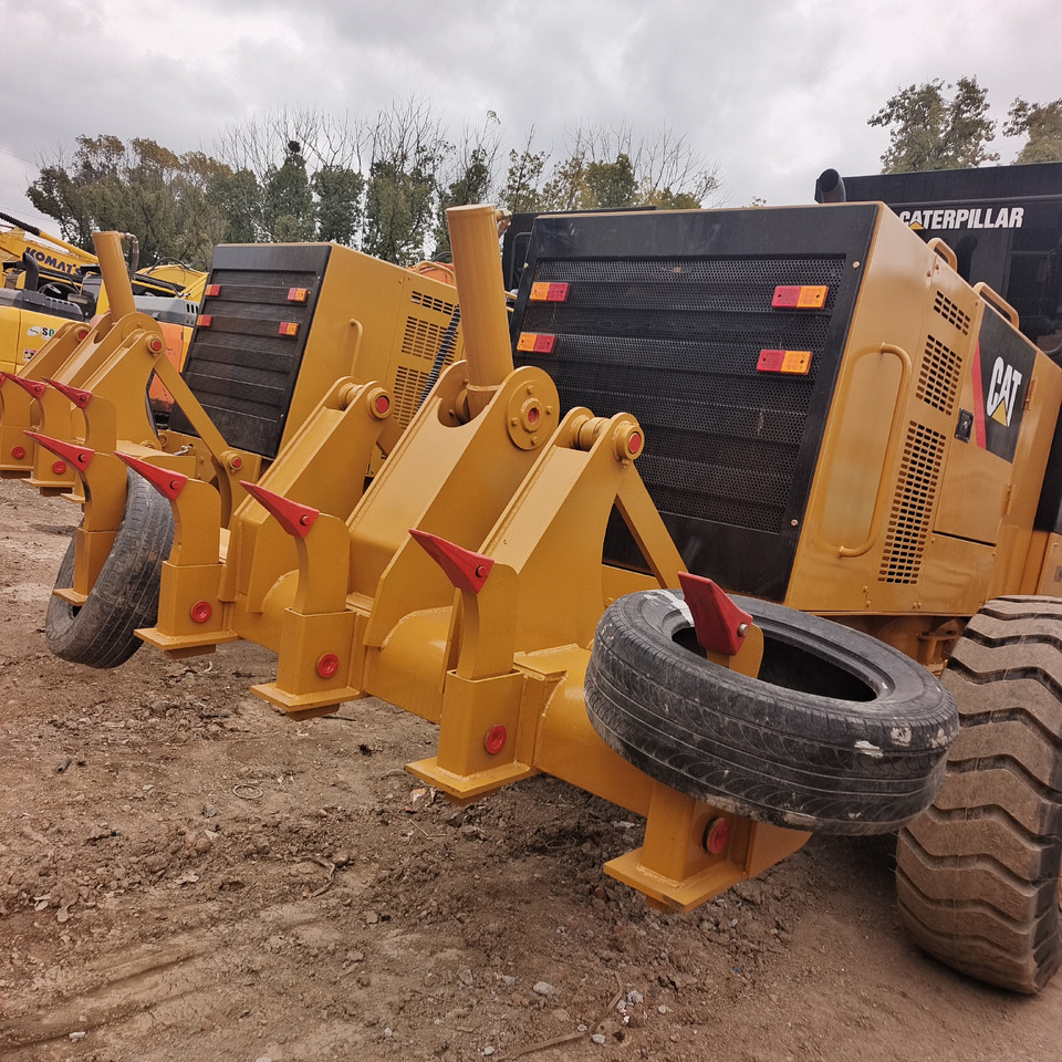 CATERPILLAR 140K CAT 140G 140H - آلة تسوية الأرض: صور 5 CATERPILLAR 140K CAT 140G 140H - آلة تسوية الأرض: صور 5