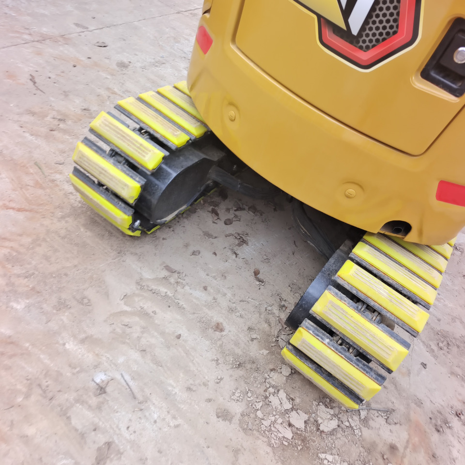 CATERPILLAR 302 CR CAT MINI DIGGER WITH RUBBER TRACK - حفارة مصغرة: صور 3 CATERPILLAR 302 CR CAT MINI DIGGER WITH RUBBER TRACK - حفارة مصغرة: صور 3