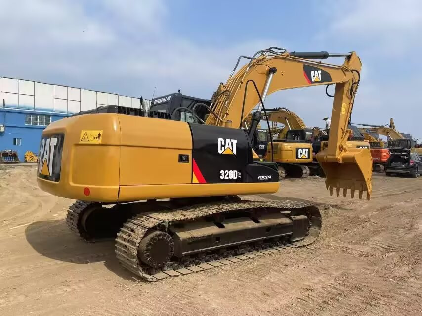 CATERPILLAR 320D2 CAT 320 D2 L - حفارات زحافة: صور 1 CATERPILLAR 320D2 CAT 320 D2 L - حفارات زحافة: صور 1