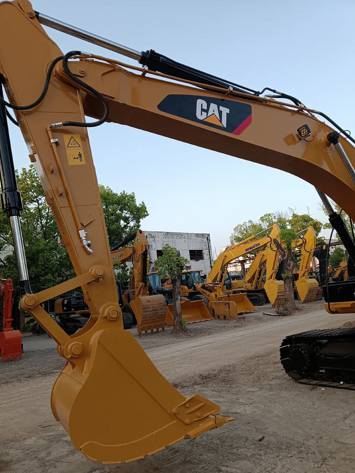 CATERPILLAR 320D2L CAT 320 D 2 L - حفارات زحافة: صور 5 CATERPILLAR 320D2L CAT 320 D 2 L - حفارات زحافة: صور 5