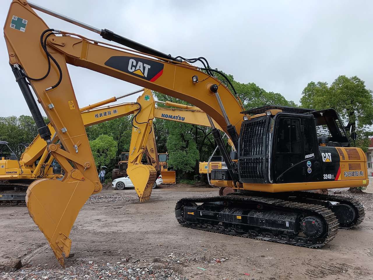 CATERPILLAR 324 D L CAT 324D 2 L 323GC 330D2L 330GC - حفارات زحافة: صور 4 CATERPILLAR 324 D L CAT 324D 2 L 323GC 330D2L 330GC - حفارات زحافة: صور 4