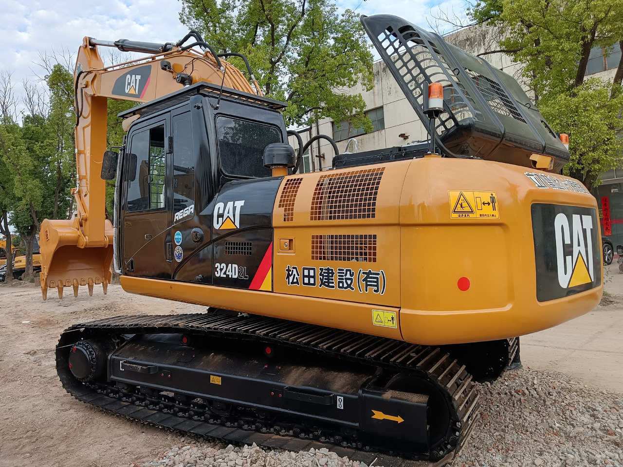 CATERPILLAR 324DL CAT 324D2 L - حفارات زحافة: صور 1 CATERPILLAR 324DL CAT 324D2 L - حفارات زحافة: صور 1