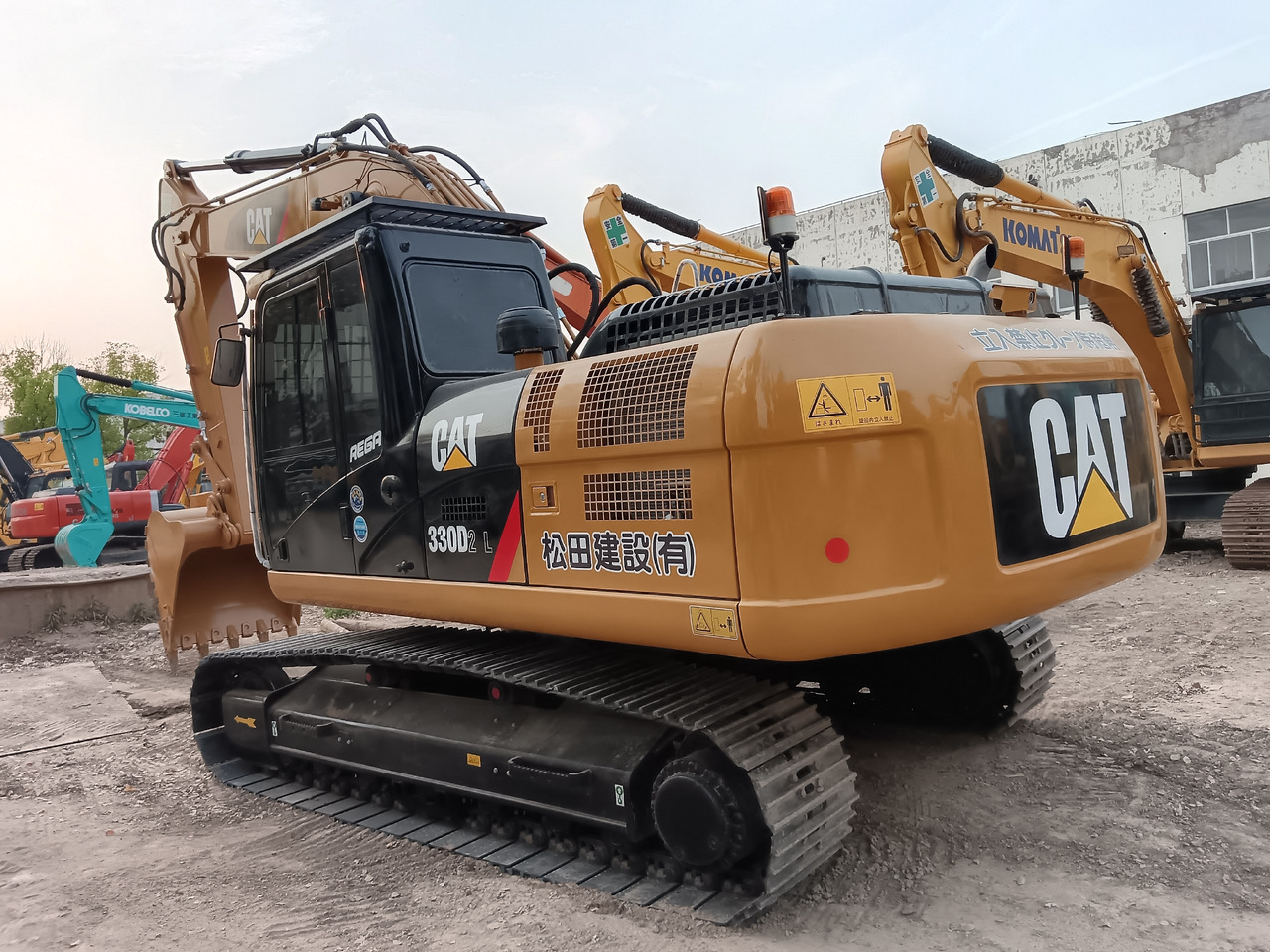 CATERPILLAR 330 D2L 330D 2 L 336D 330GC 336GC - حفارات زحافة: صور 1 CATERPILLAR 330 D2L 330D 2 L 336D 330GC 336GC - حفارات زحافة: صور 1