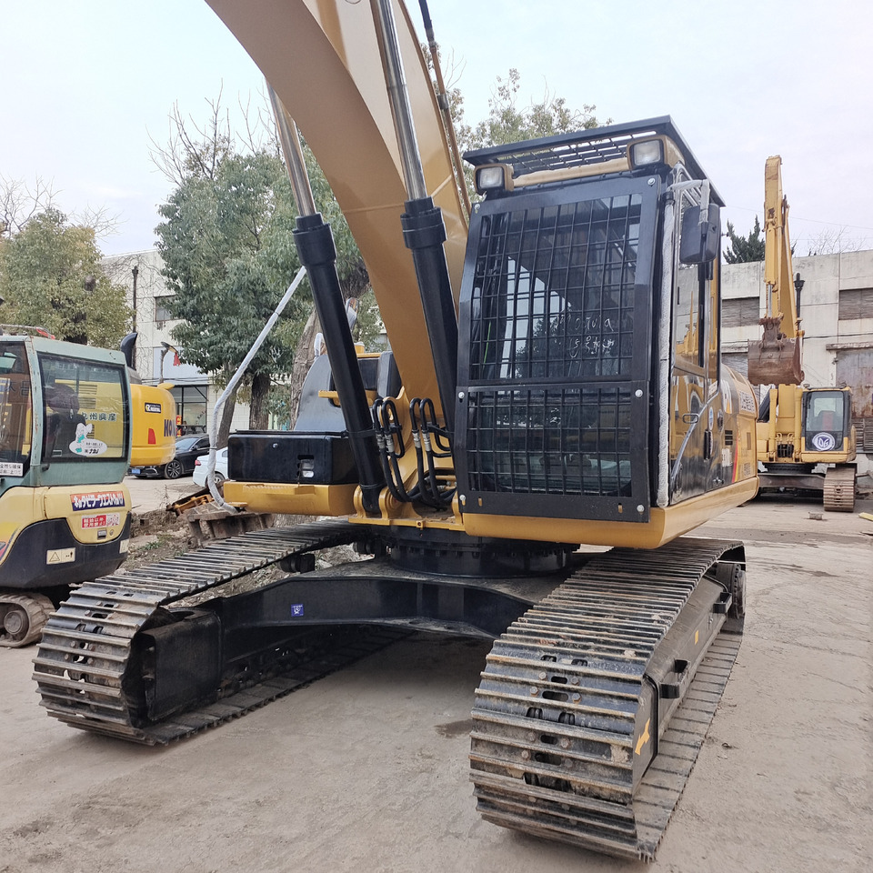 CATERPILLAR 330D2L CAT 330 D2 L - حفارات زحافة: صور 1 CATERPILLAR 330D2L CAT 330 D2 L - حفارات زحافة: صور 1