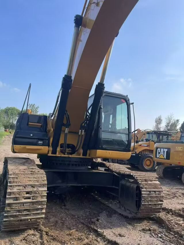 CATERPILLAR 336D2L CAT 336D 336GC - حفارات زحافة: صور 4 CATERPILLAR 336D2L CAT 336D 336GC - حفارات زحافة: صور 4